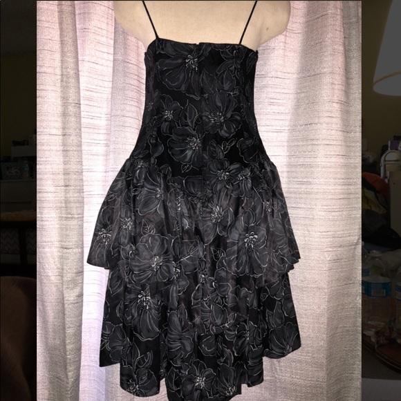 80s inspired floral prom dress - Picture 3 of 5